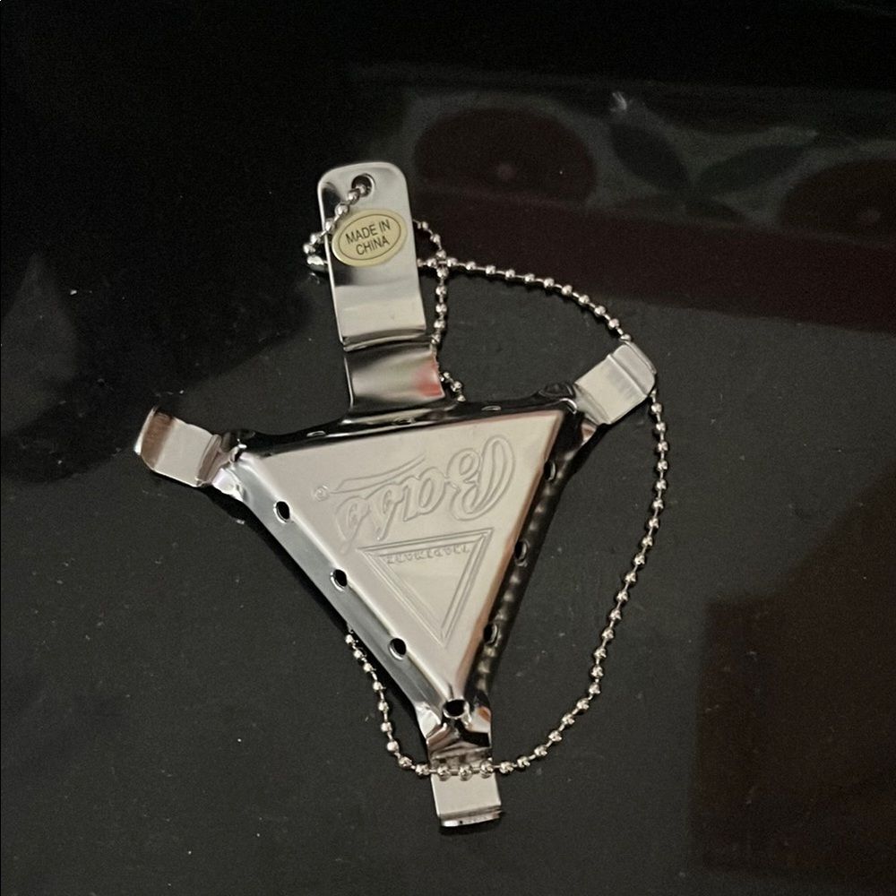 Chrome Bass Brolly black and tan tool